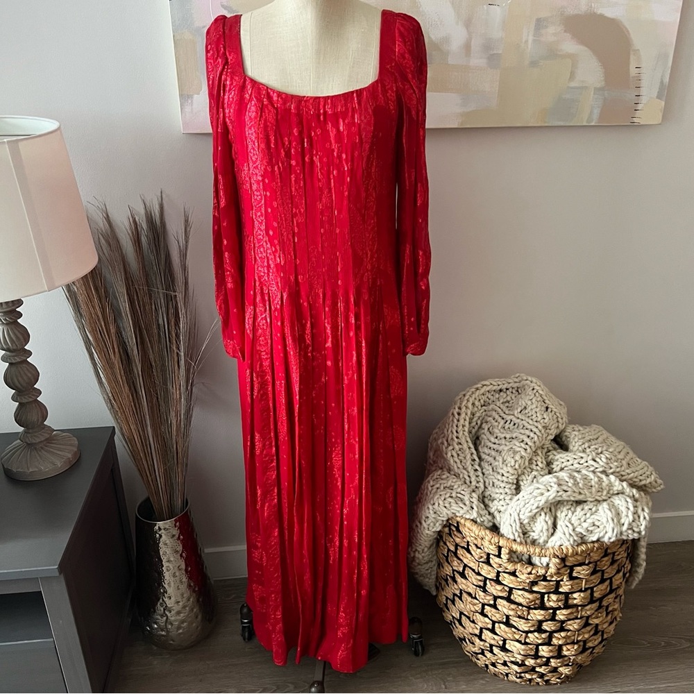 RARE Pauline Trigere Vintage Red Long Sleeve Pleat Front Maxi Dress Women’s M
